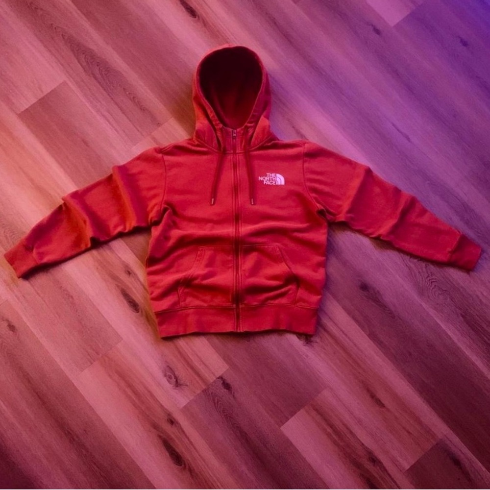 The north face zip up hoodie